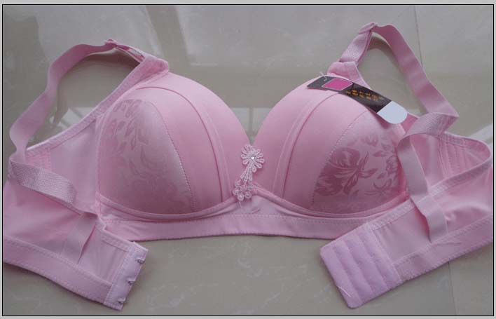 Top Mother's Bra Deep V Push U - T Shirt Bra Seamless บทวิจารณ์และราคา